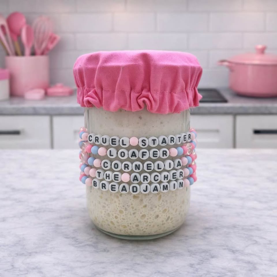 Lover Themed Sourdough Starter Kit with Dehydrated Sourdough Starter